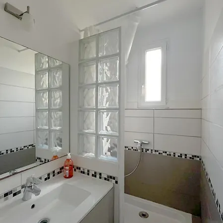 In Charming 3-bedroom Near Bois De Vincennes * Paris